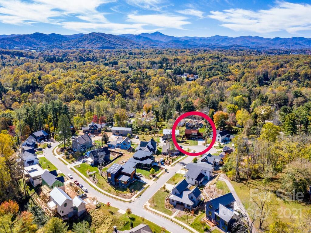64 Malvern Walk Asheville NC 28806