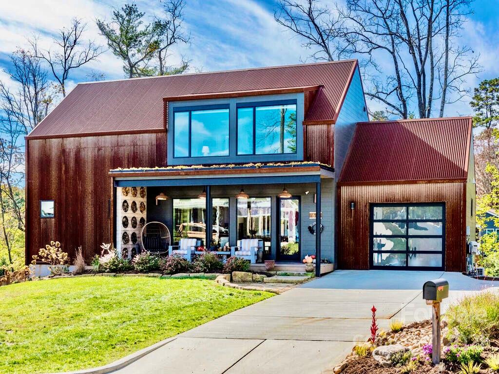 64 Malvern Walk Asheville NC 28806