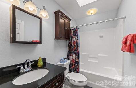 461 N Mallard Cove Almond NC 28771