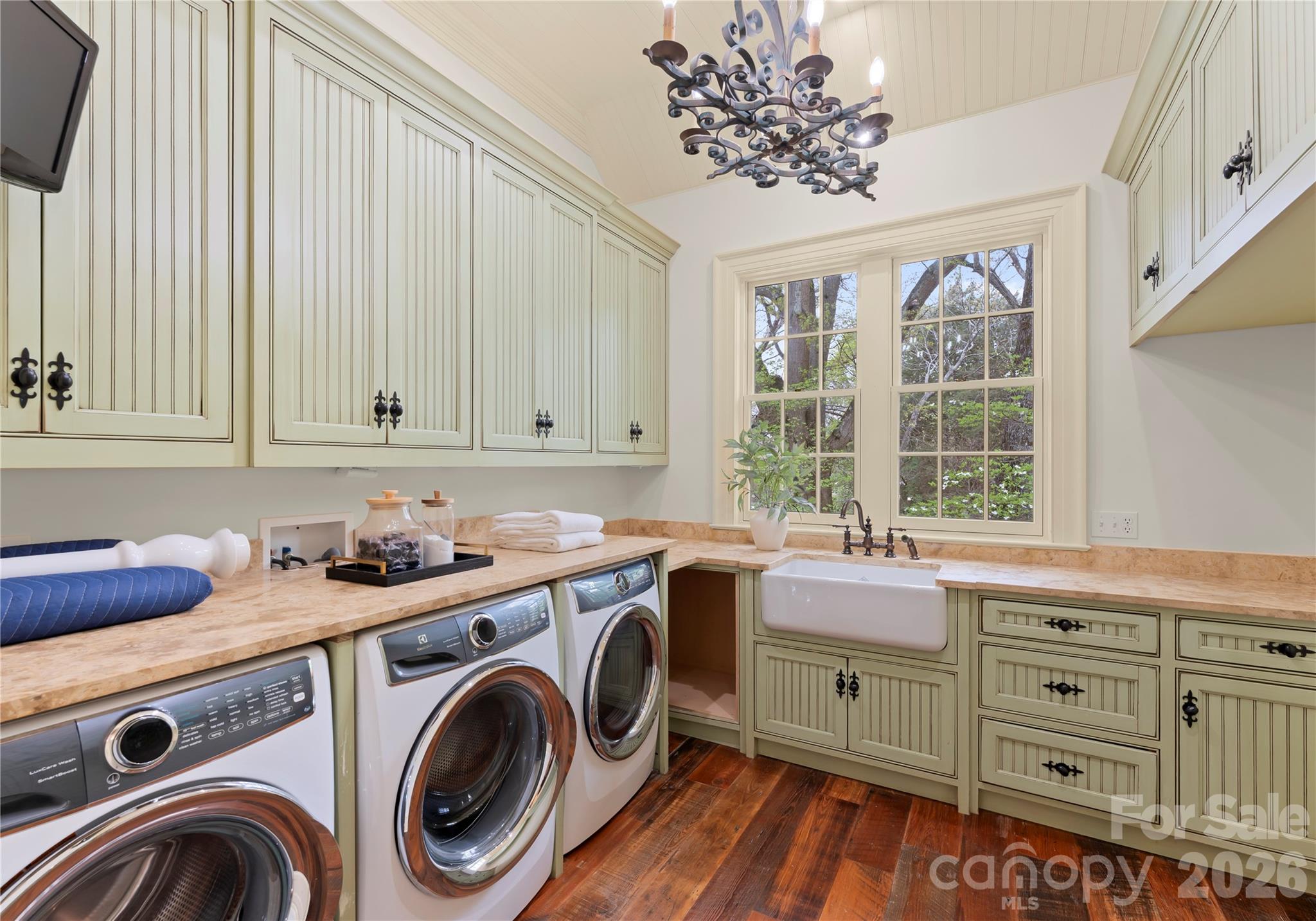 5520 Sharon View Road Charlotte NC 28226