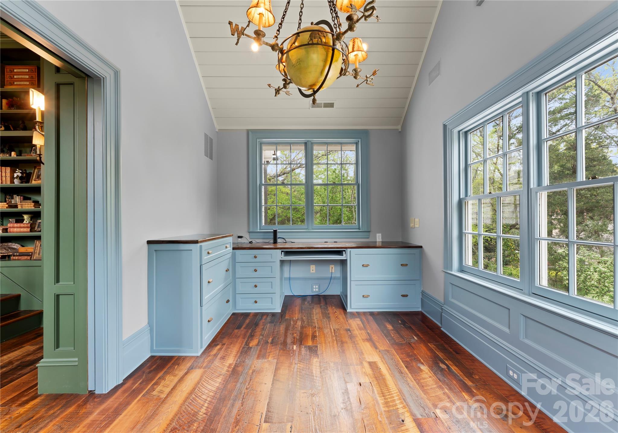 5520 Sharon View Road Charlotte NC 28226