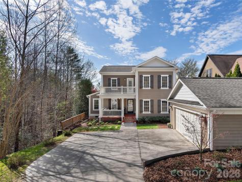 1672 Olmsted Drive Asheville NC 28803