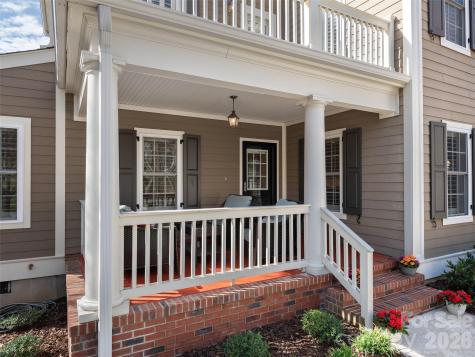 1672 Olmsted Drive Asheville NC 28803