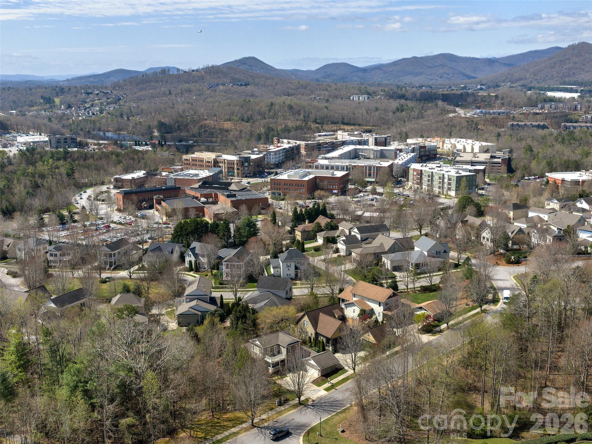 1672 Olmsted Drive Asheville NC 28803