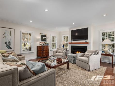 1672 Olmsted Drive Asheville NC 28803