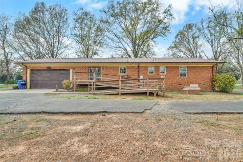 1524 Old Lawyers Road Marshville NC 28103