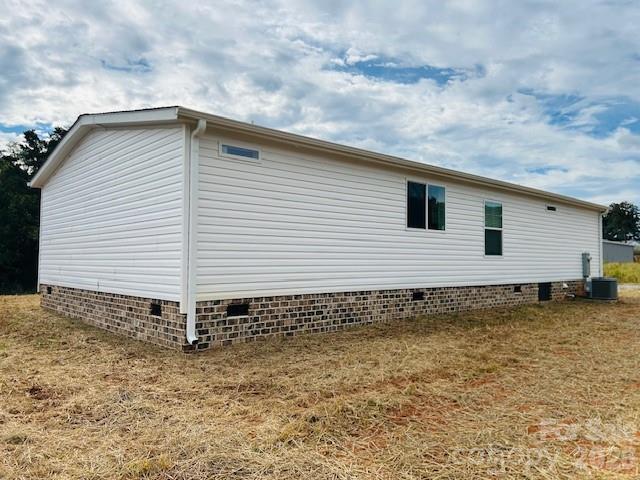 501 Eagle Mills Road Hamptonville NC 27020