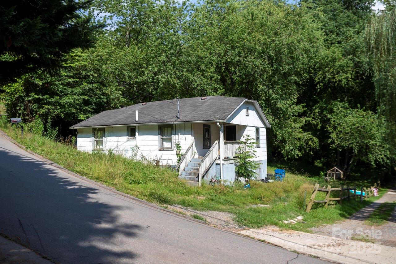 401 Ray Street Waynesville NC 28786