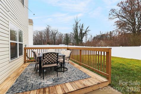 2017 Karen Woods Lane Charlotte NC 28216