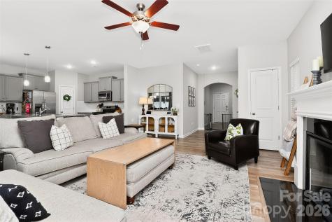 2017 Karen Woods Lane Charlotte NC 28216