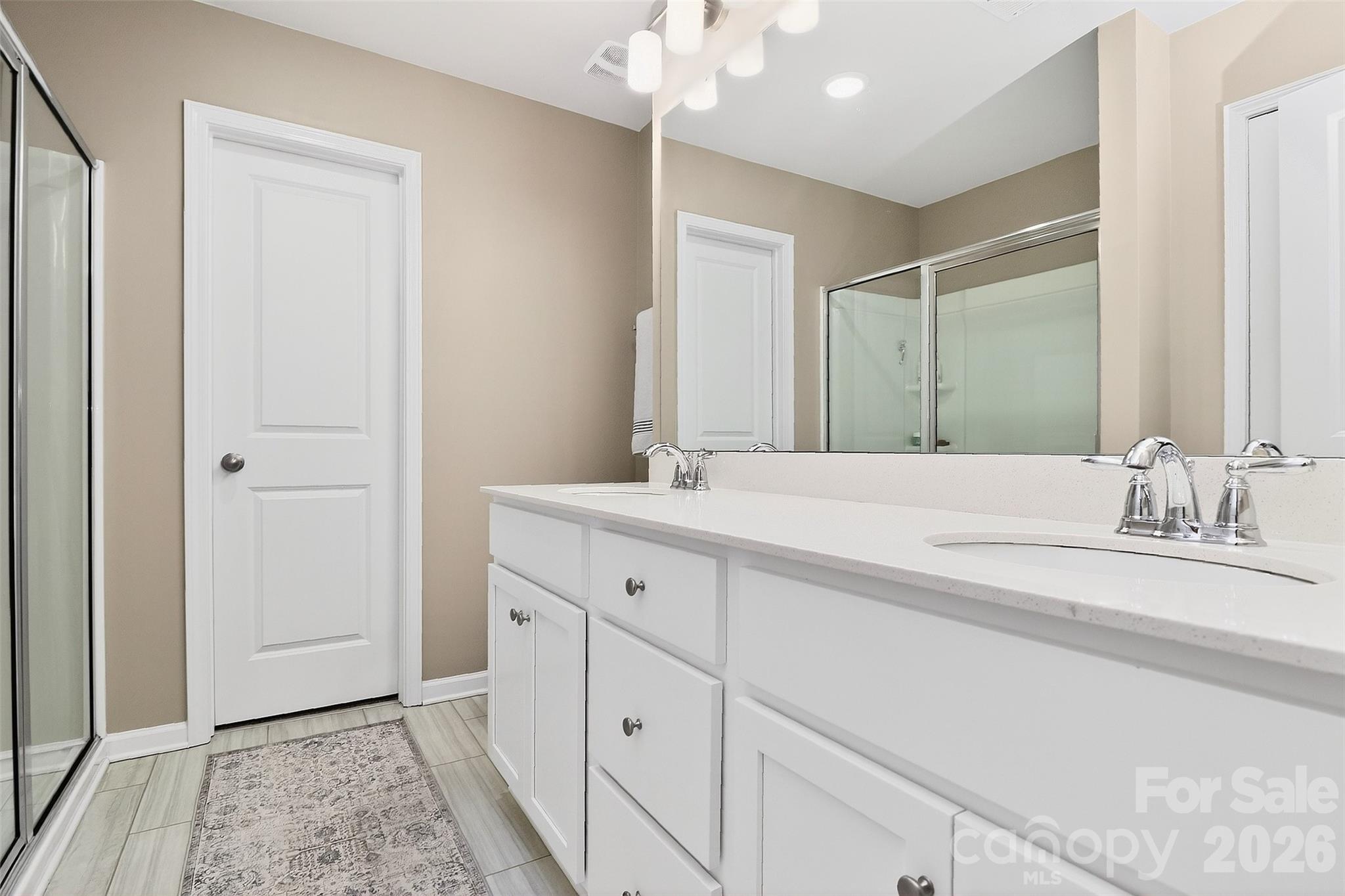 2017 Karen Woods Lane Charlotte NC 28216