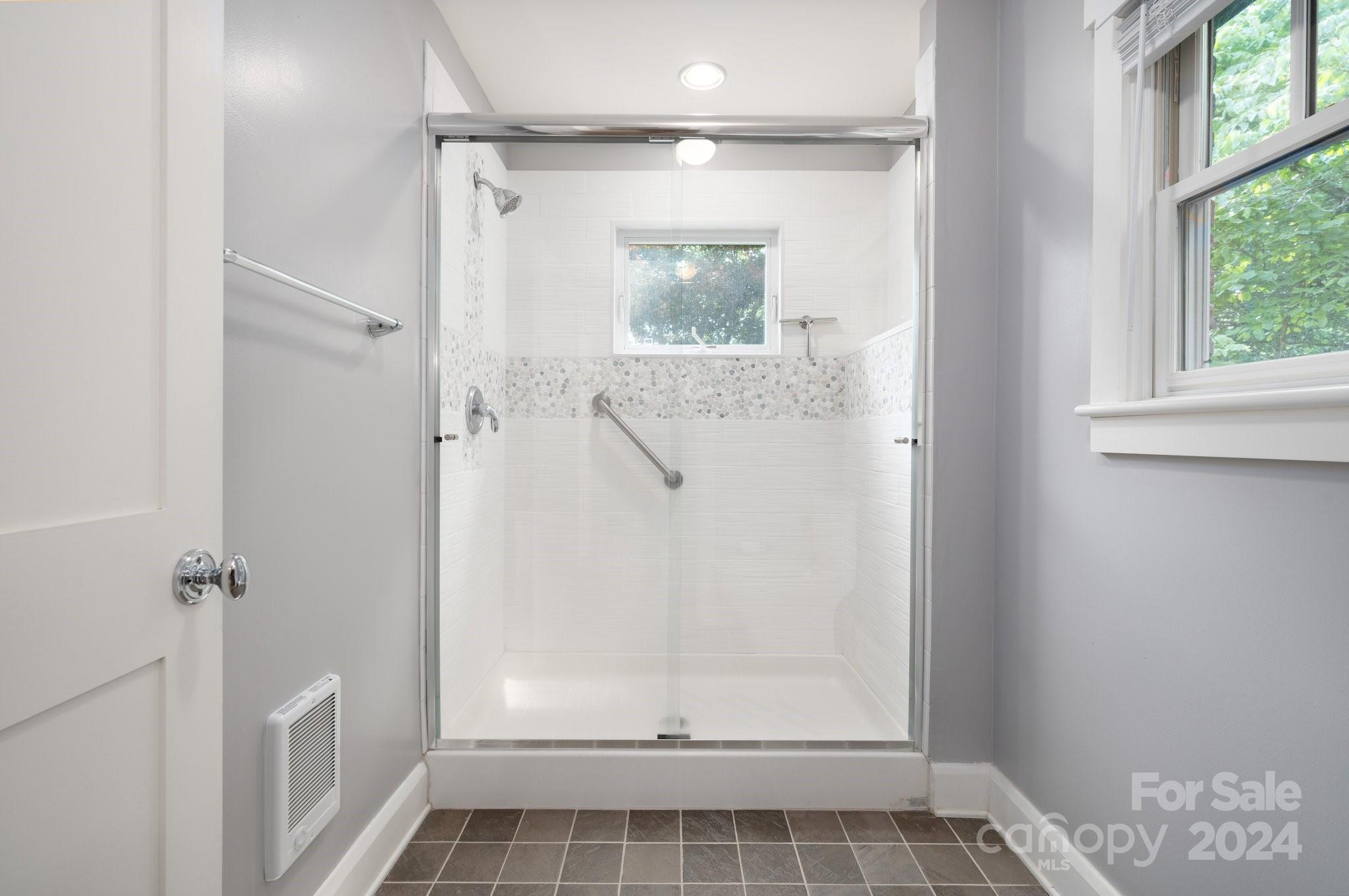 31 Inglewood Road Asheville NC 28804