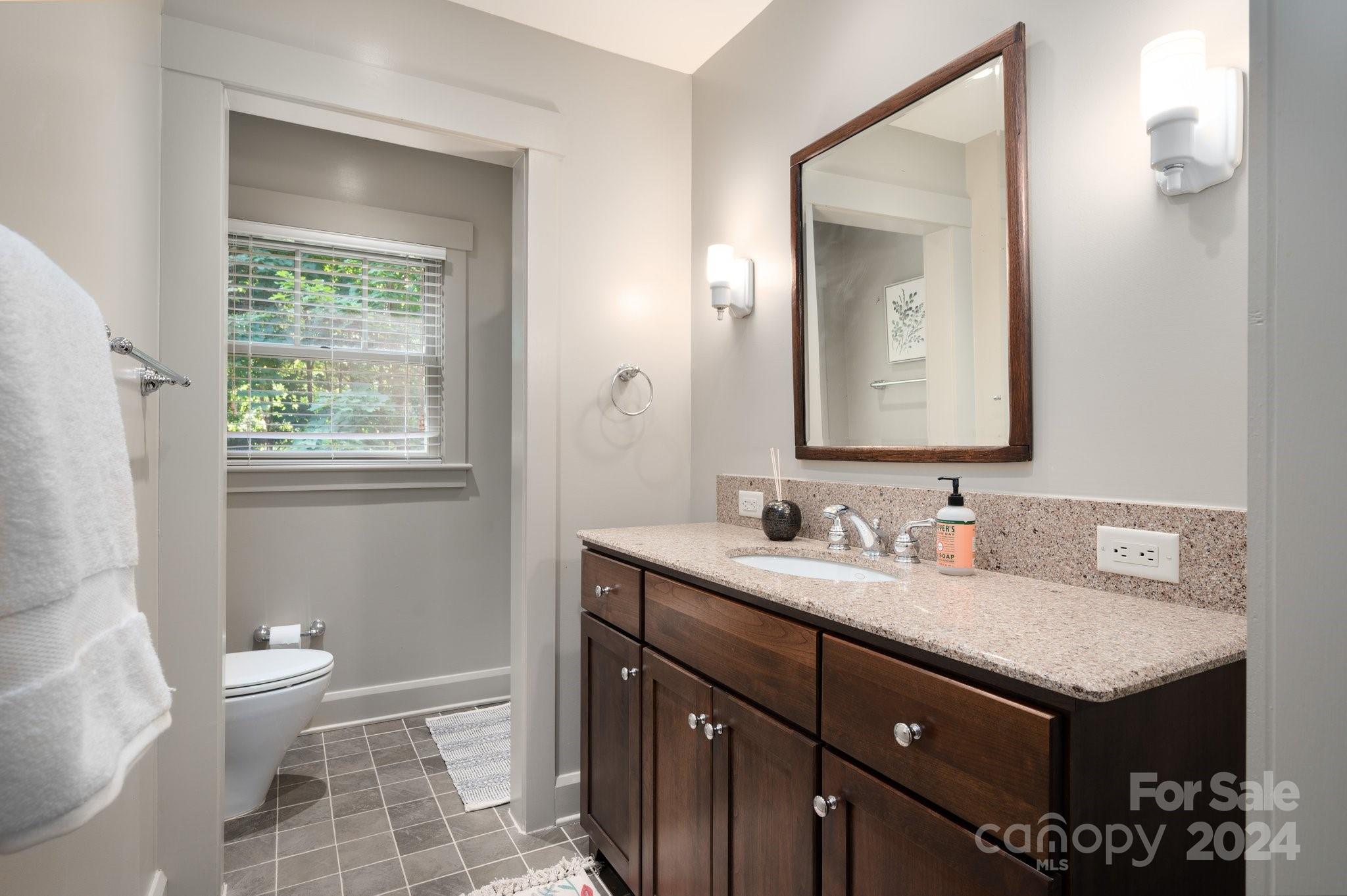 31 Inglewood Road Asheville NC 28804