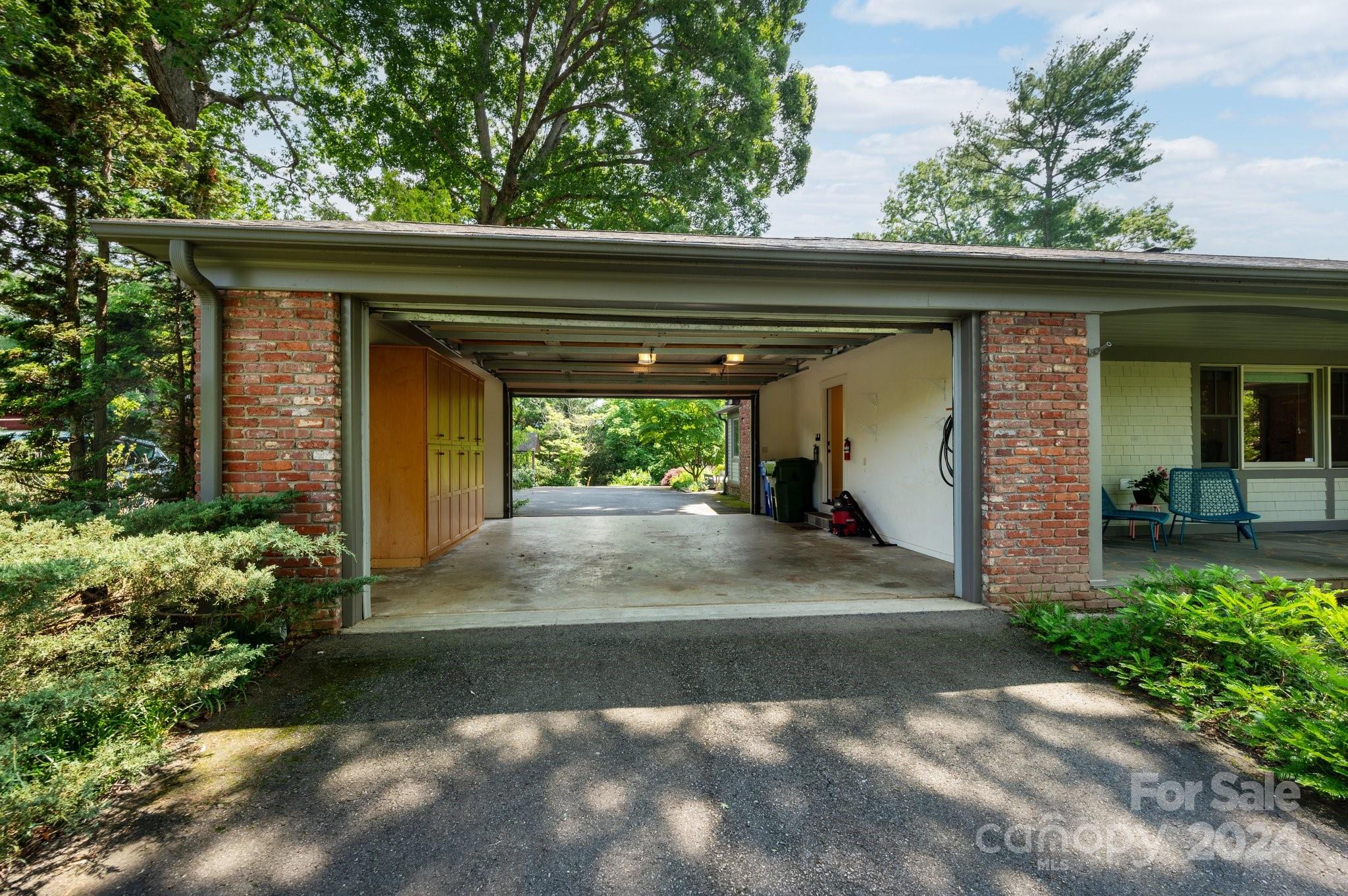 31 Inglewood Road Asheville NC 28804