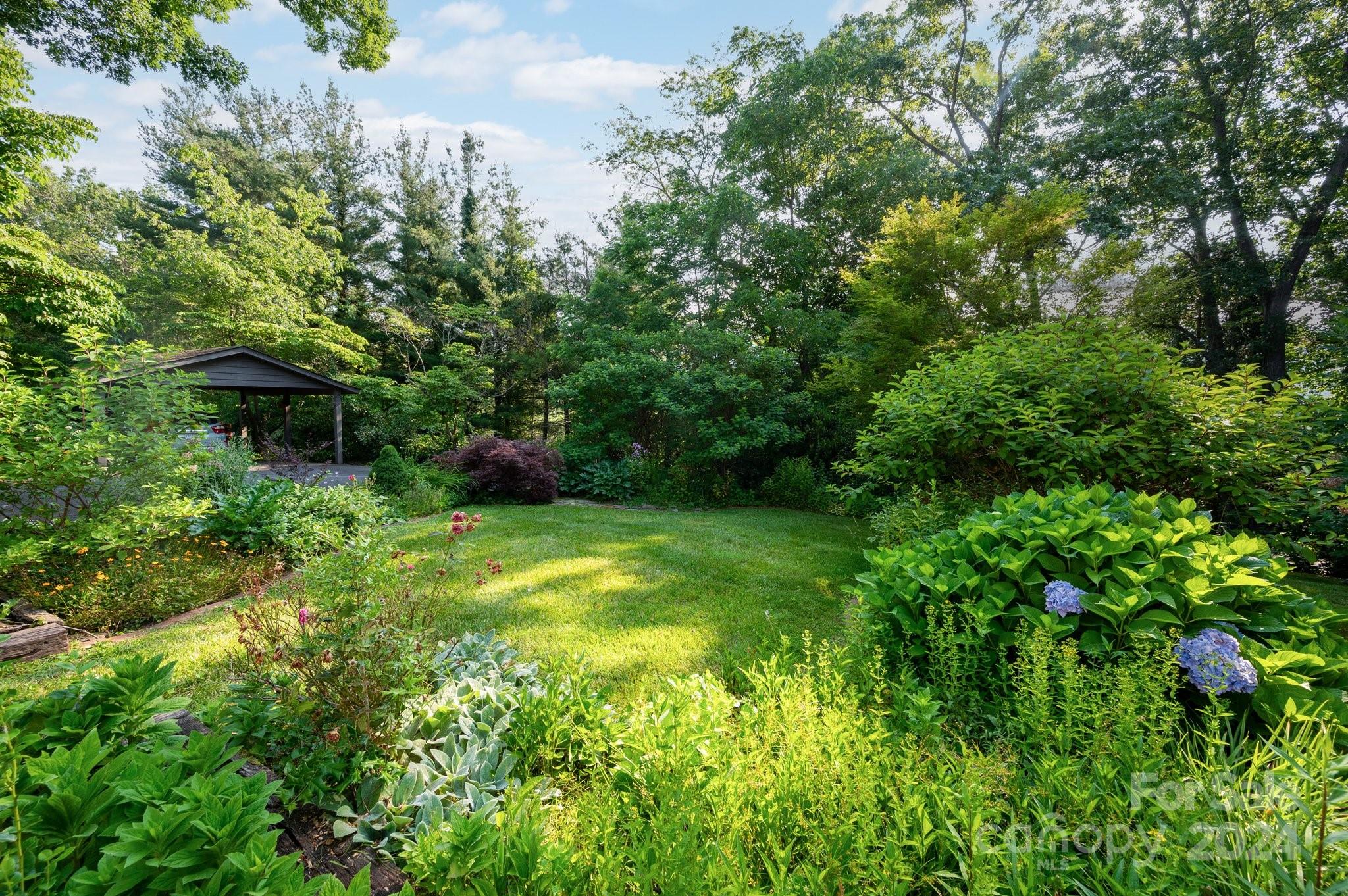 31 Inglewood Road Asheville NC 28804