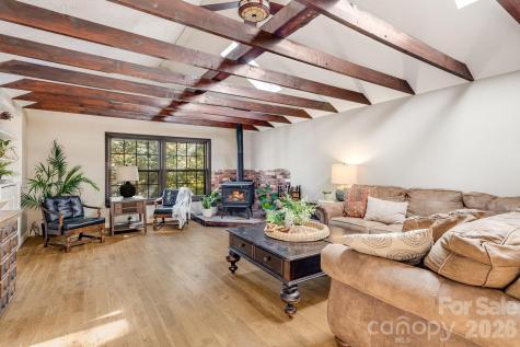 203 Davis Mountain Road Laurel Park NC 28739