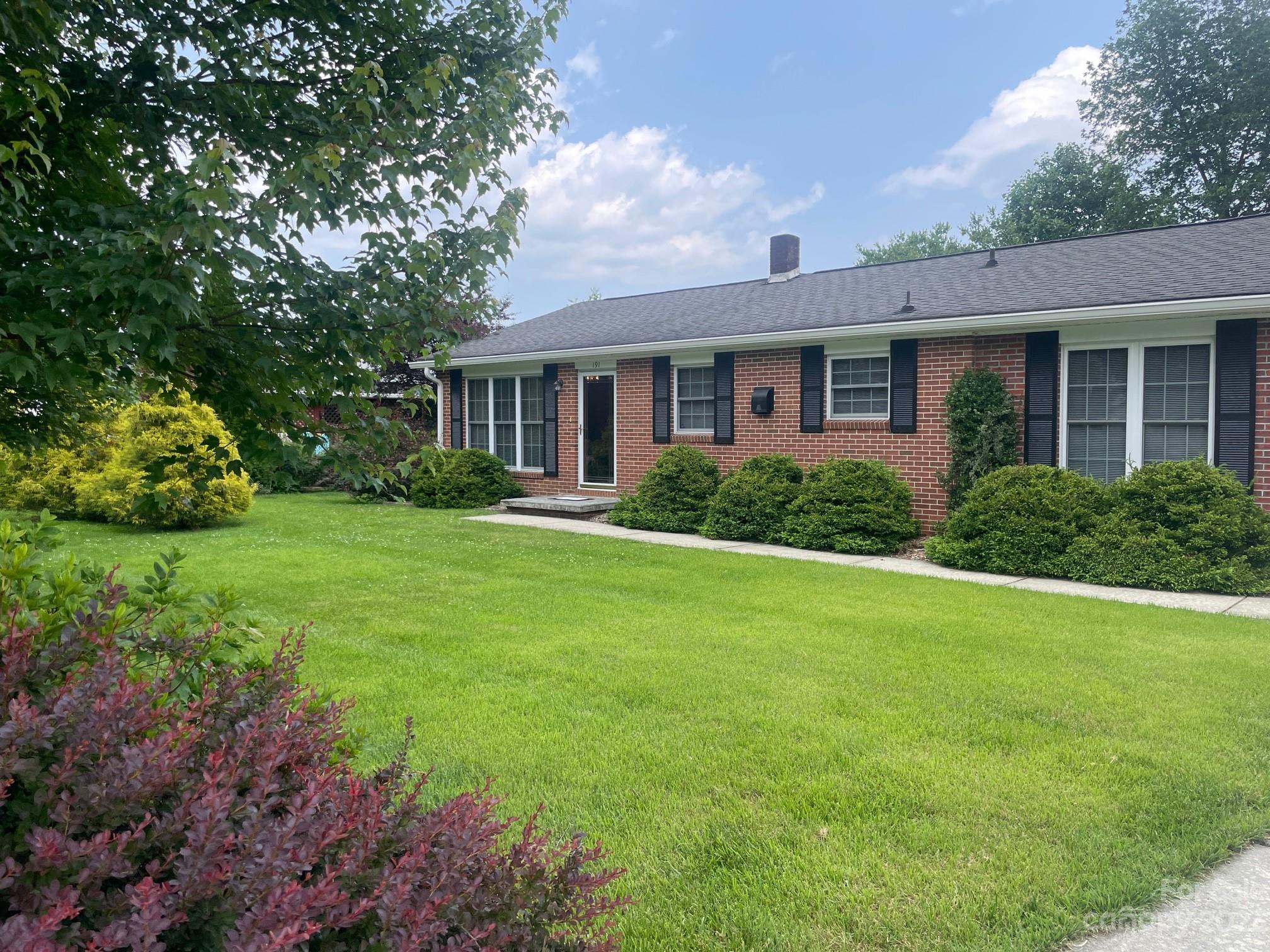 191 Pisgah Drive Brevard NC 28712