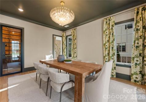 154 N Canterbury Road Charlotte NC 28211