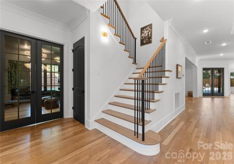 154 N Canterbury Road Charlotte NC 28211