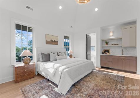 154 N Canterbury Road Charlotte NC 28211