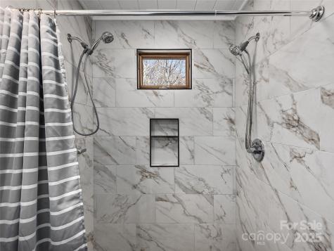 25 Crestwood Drive Arden NC 28704