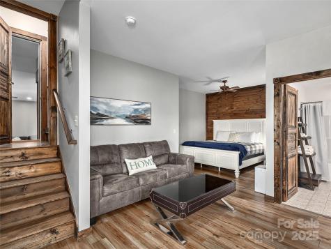 25 Crestwood Drive Arden NC 28704