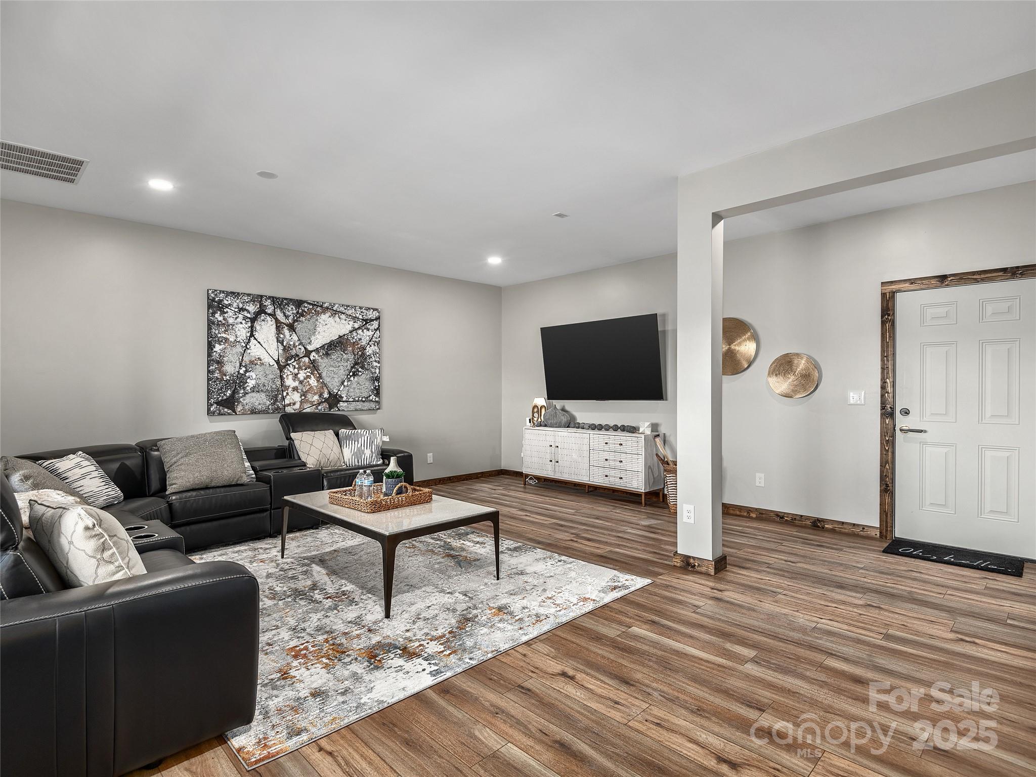 25 Crestwood Drive Arden NC 28704