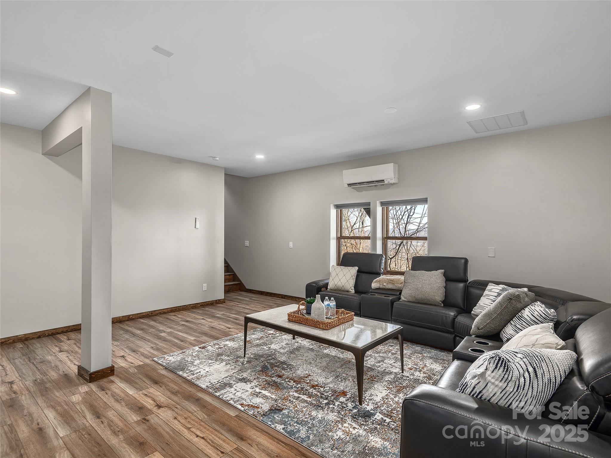 25 Crestwood Drive Arden NC 28704