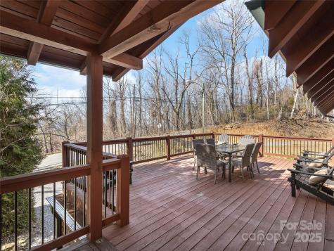 25 Crestwood Drive Arden NC 28704