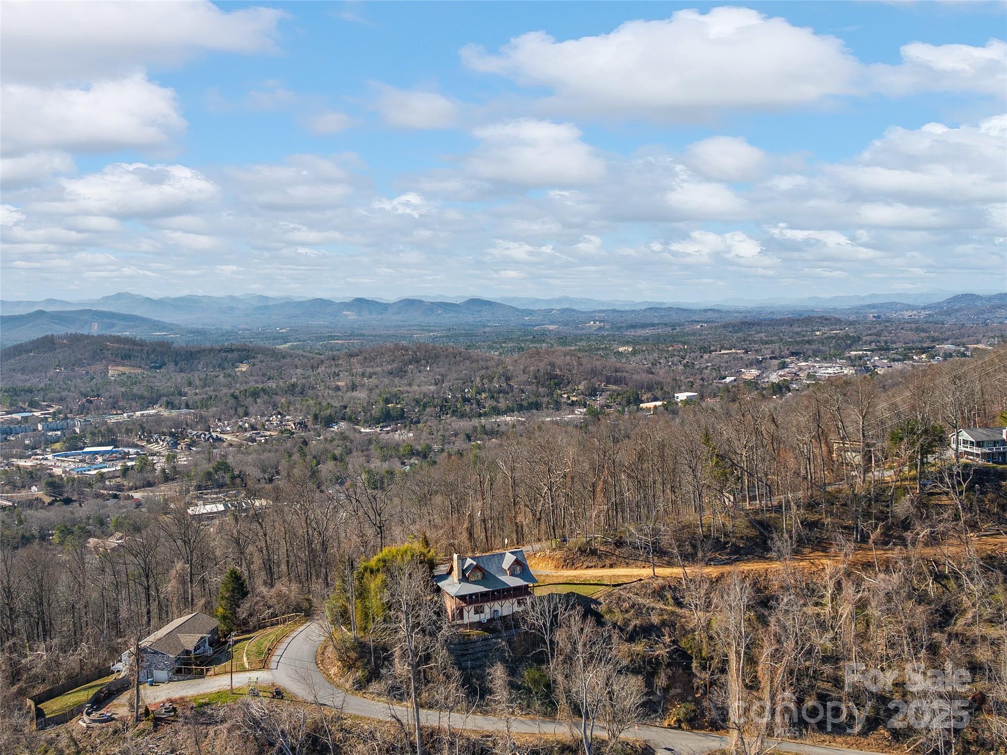 25 Crestwood Drive Arden NC 28704