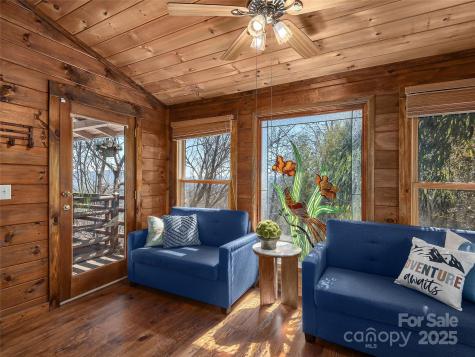 25 Crestwood Drive Arden NC 28704