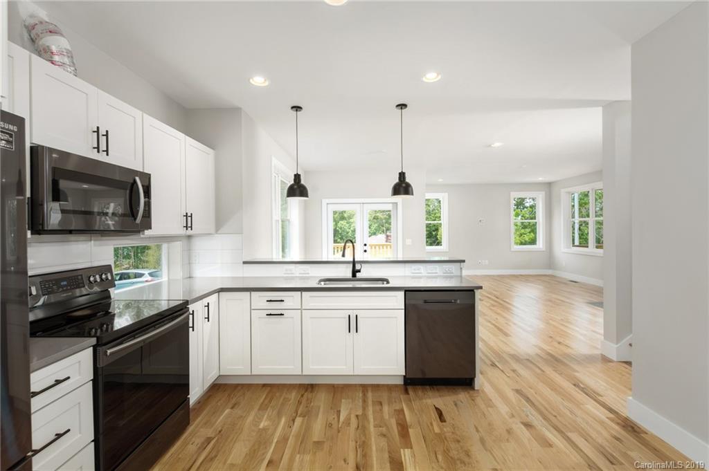 112 Richland Street Asheville NC 28806