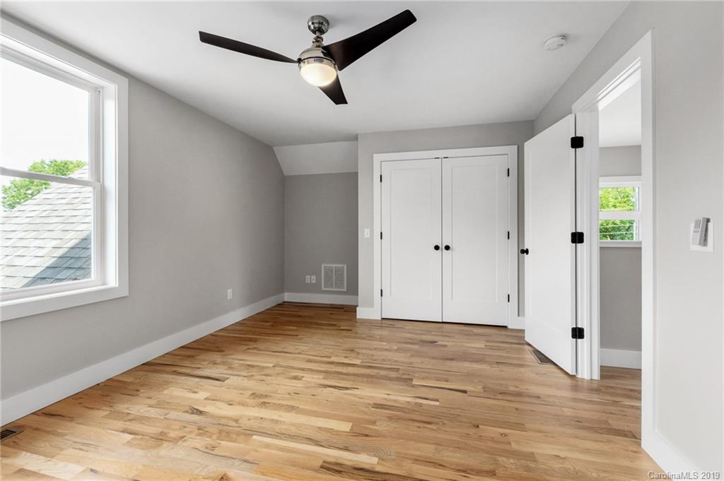 112 Richland Street Asheville NC 28806