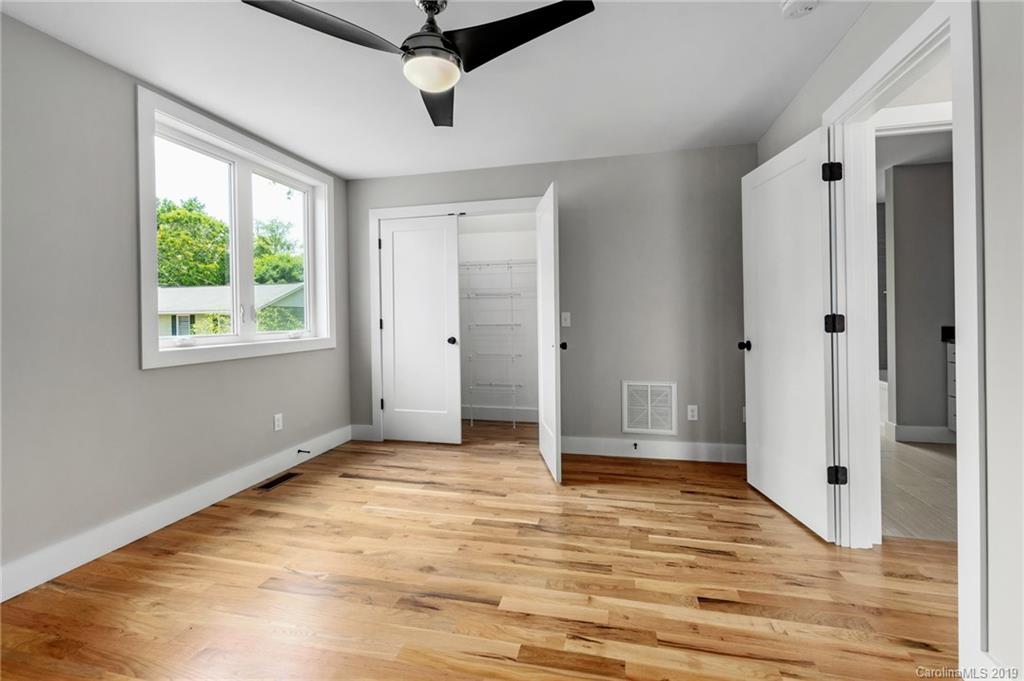 112 Richland Street Asheville NC 28806