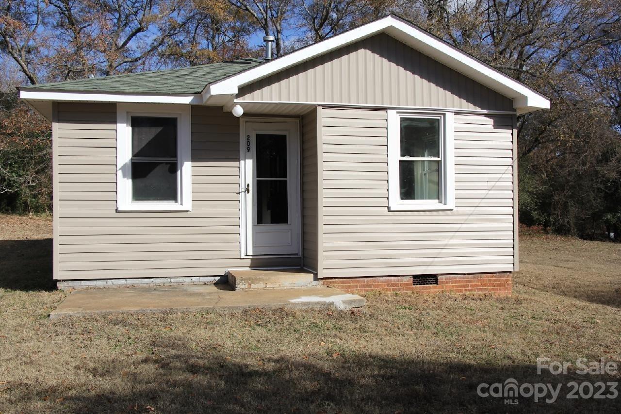 209 Lily Street Shelby NC 28152