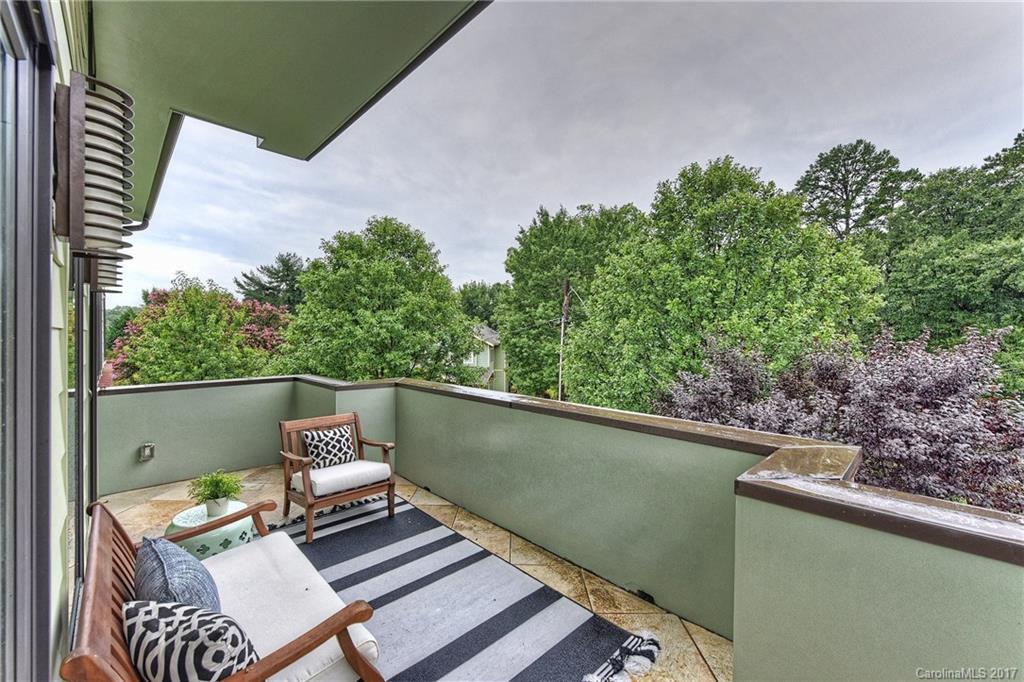 2005 Lombardy Circle Charlotte NC 28203