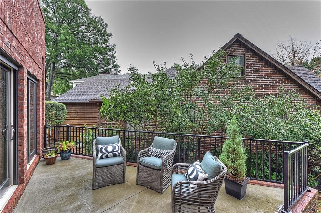 2005 Lombardy Circle Charlotte NC 28203