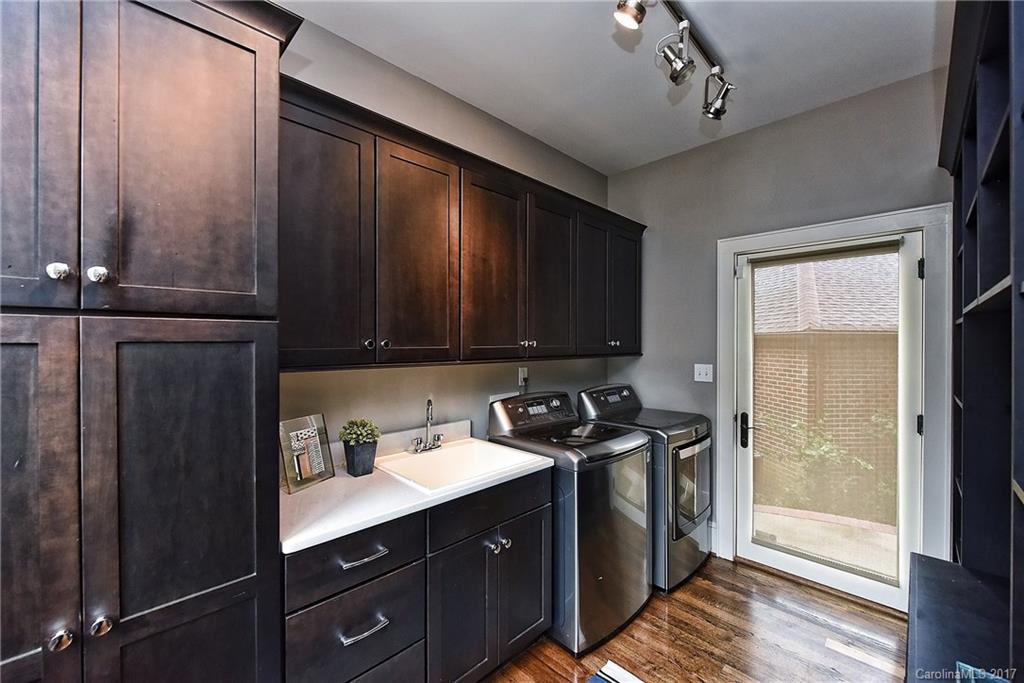 2005 Lombardy Circle Charlotte NC 28203