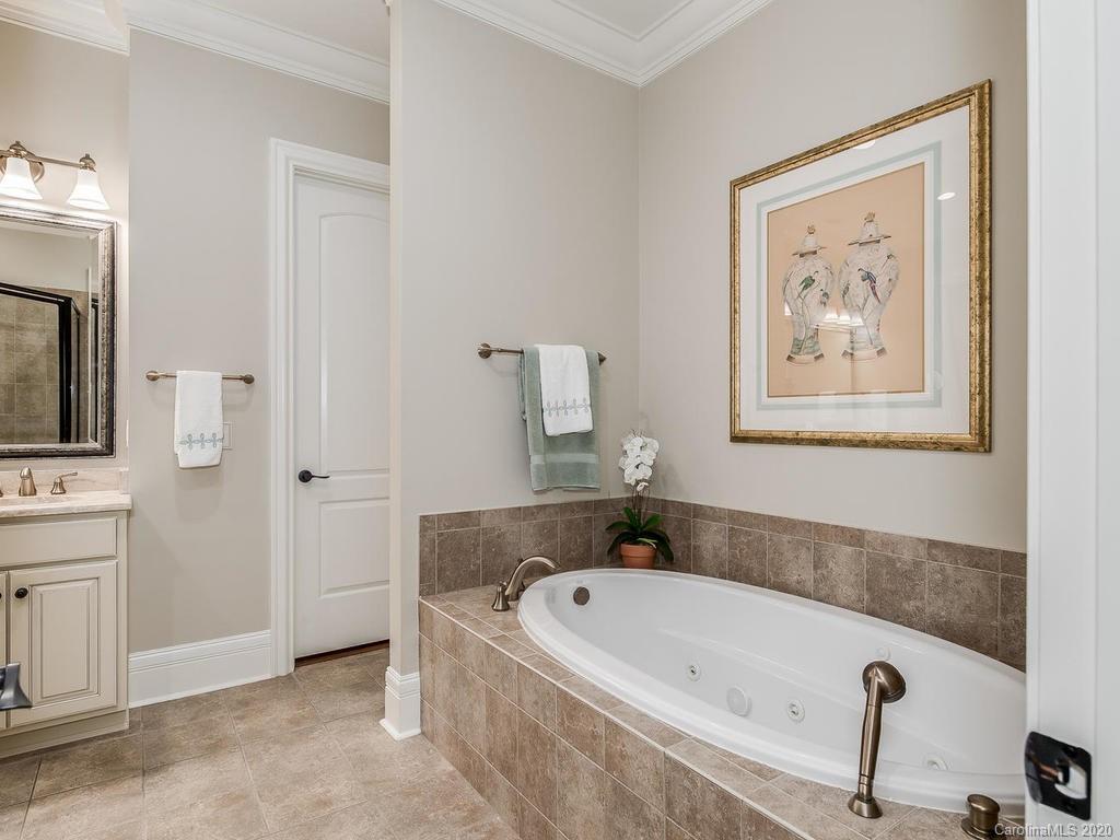6133 Fletcher Circle Charlotte NC 28226