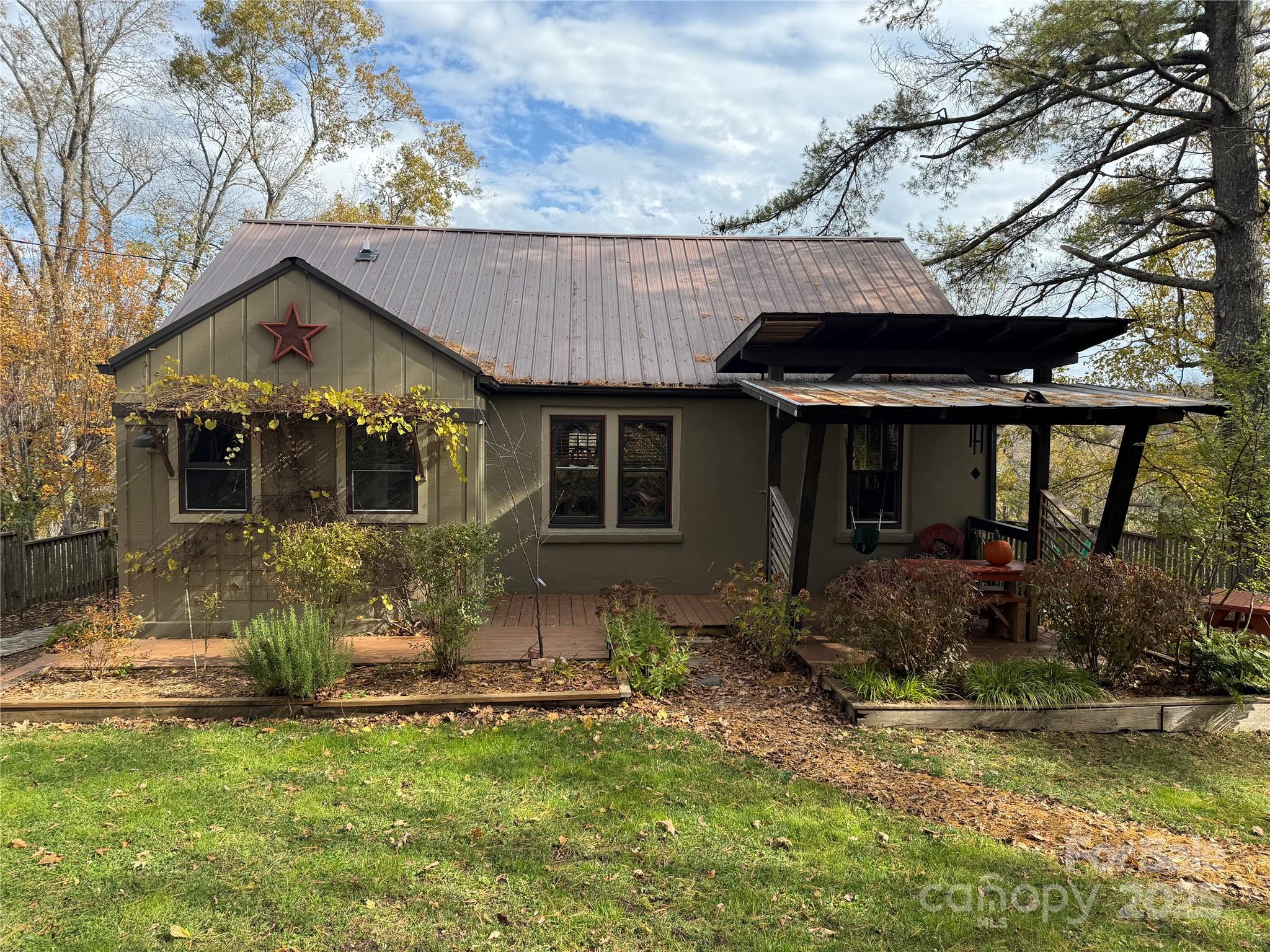 85 Ramsey Road Marshall NC 28753