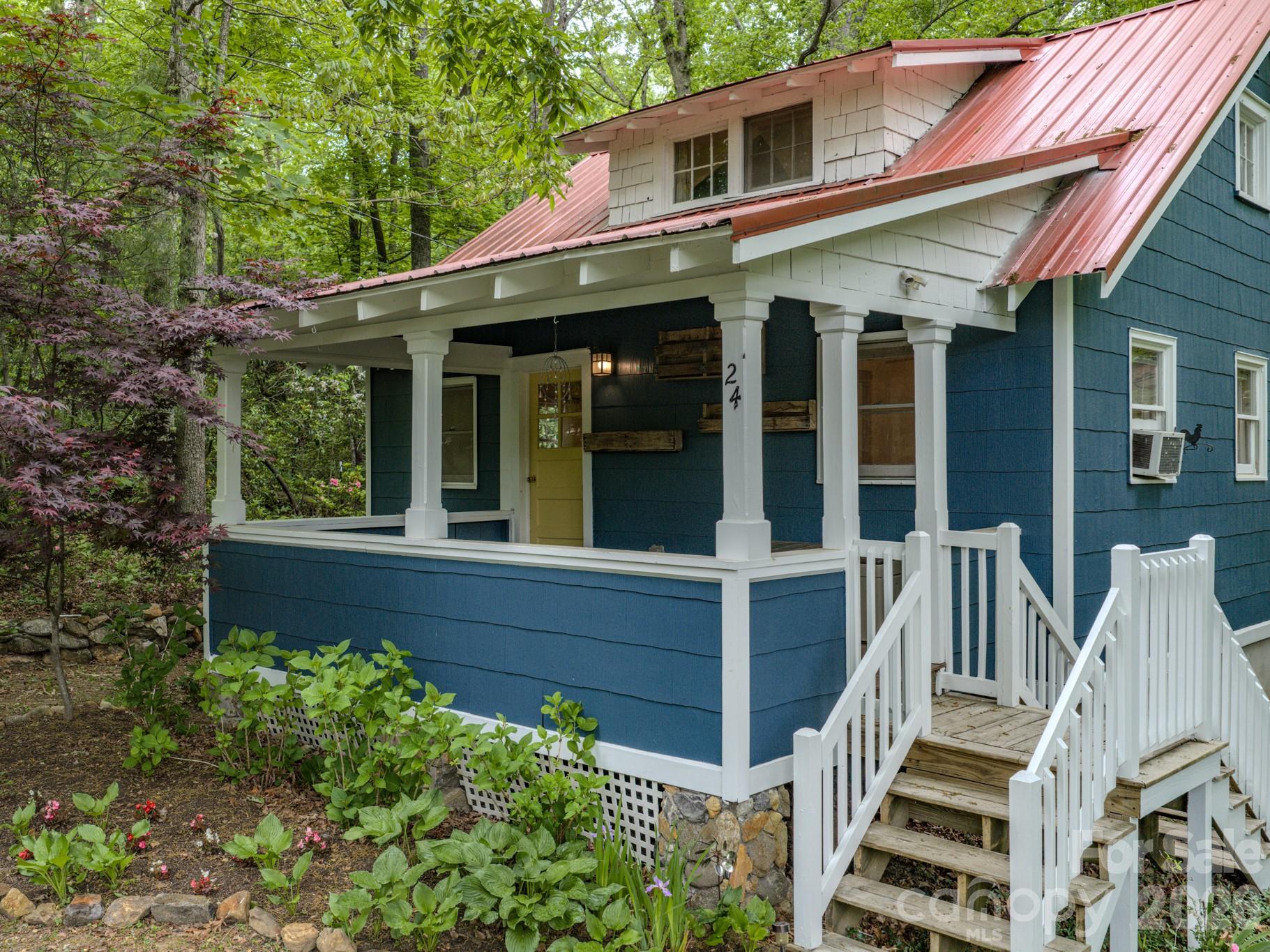 24 Moore Circle Black Mountain NC 28711