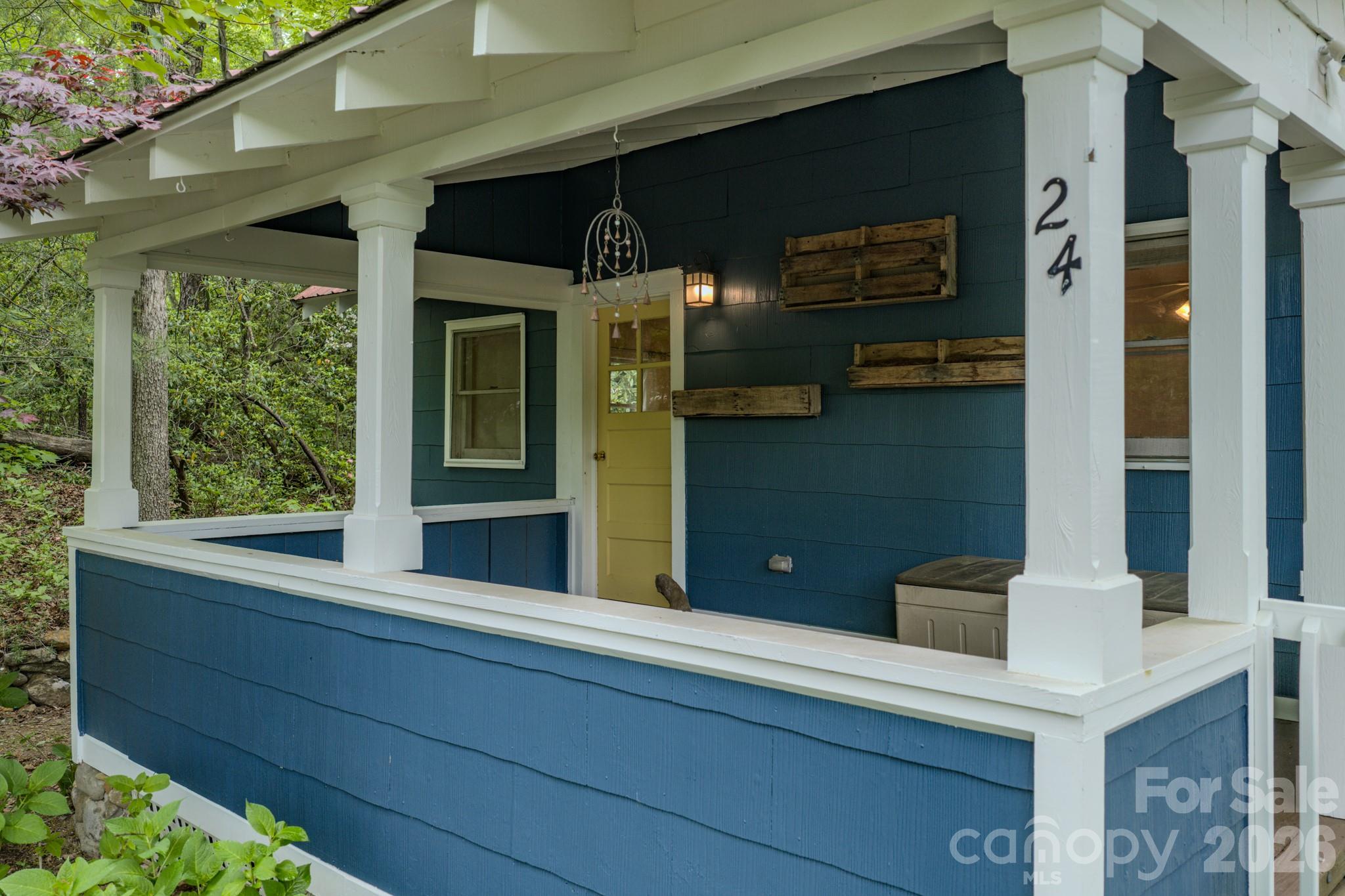 24 Moore Circle Black Mountain NC 28711