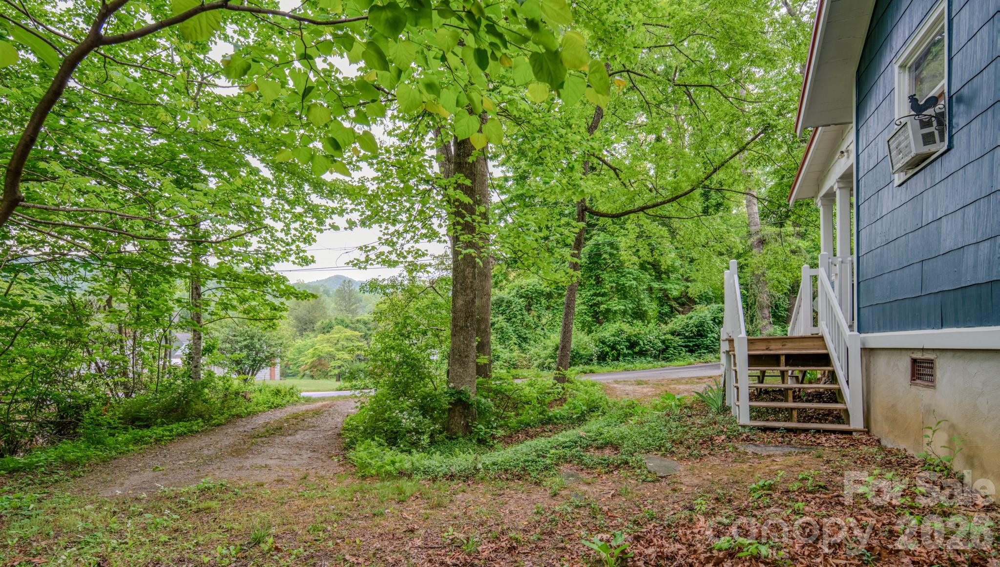 24 Moore Circle Black Mountain NC 28711