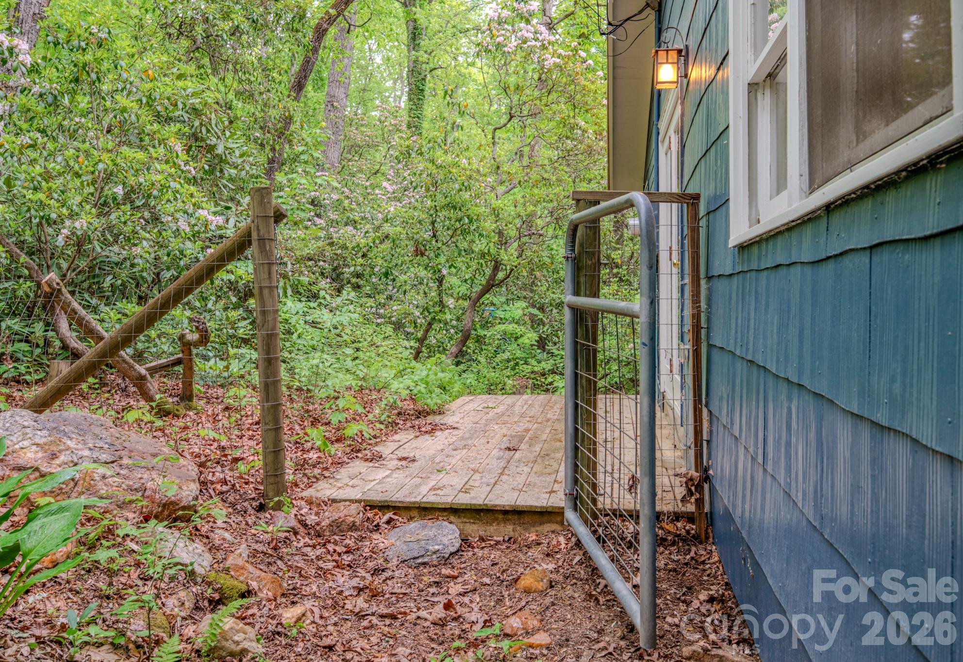 24 Moore Circle Black Mountain NC 28711