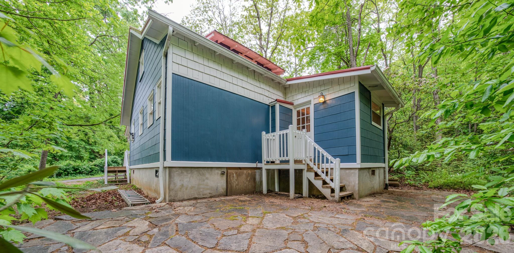 24 Moore Circle Black Mountain NC 28711