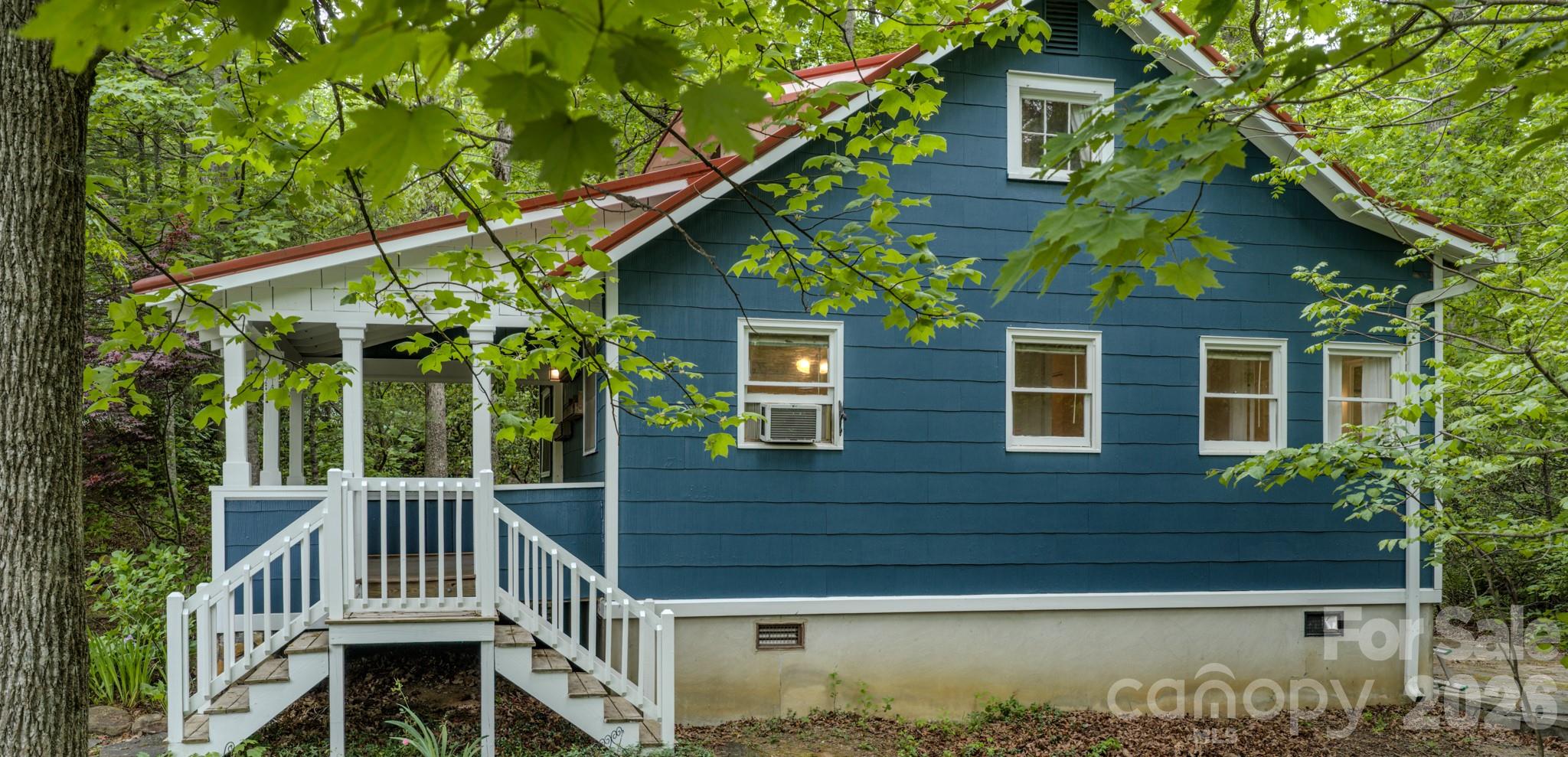 24 Moore Circle Black Mountain NC 28711