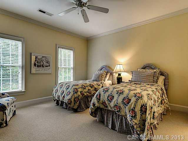 5214 Tanneron Place Charlotte NC 28226