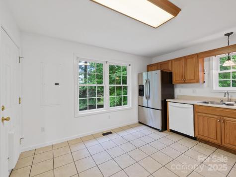 23 Aberdeen Drive Arden NC 28704