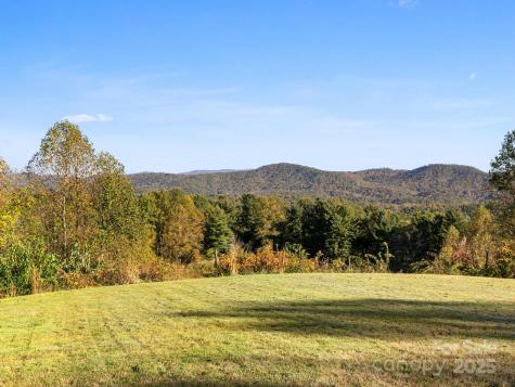 5481 Greenville Highway Zirconia NC 28790