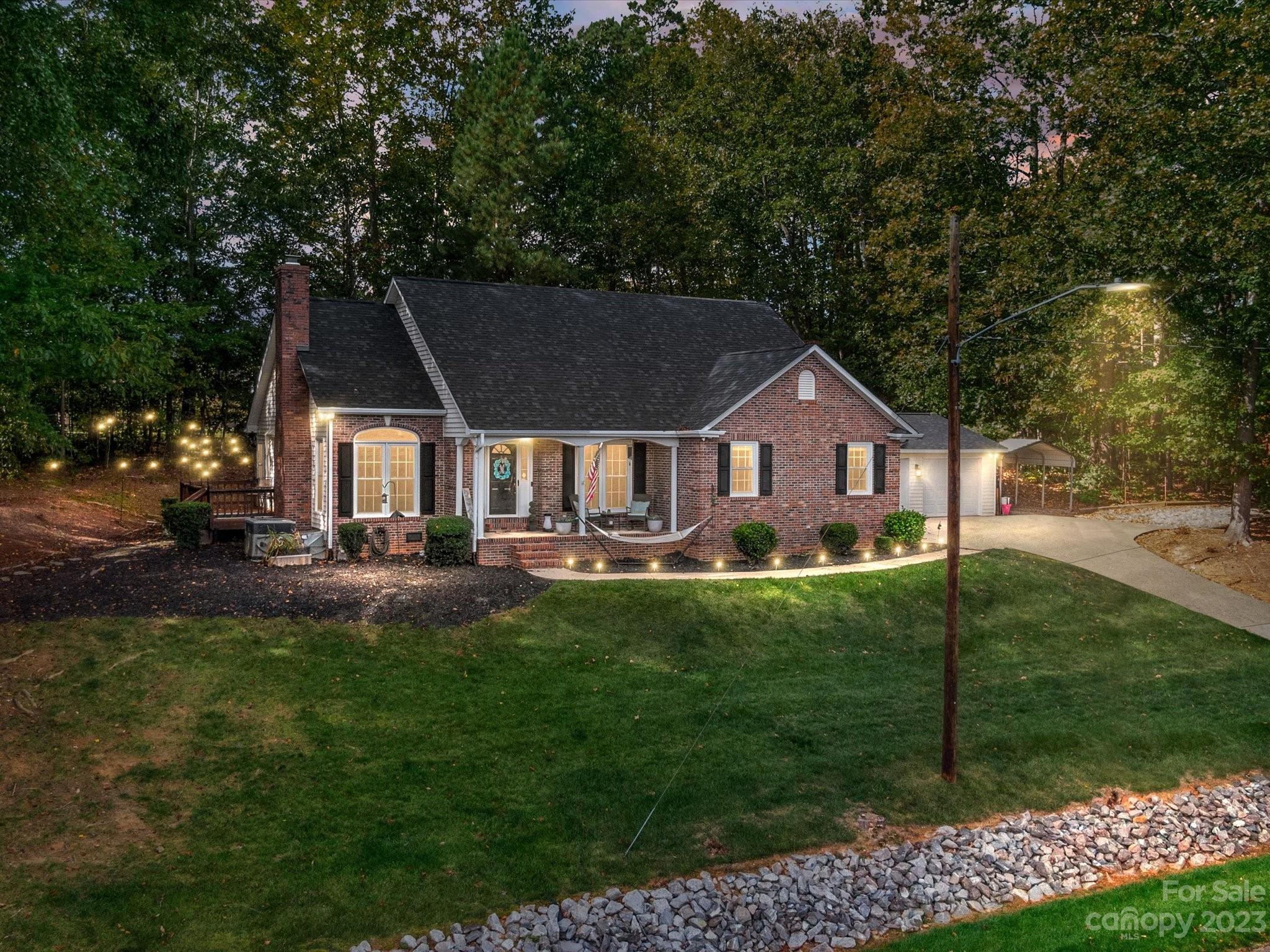 132 General Pemberton Street Stanley NC 28164